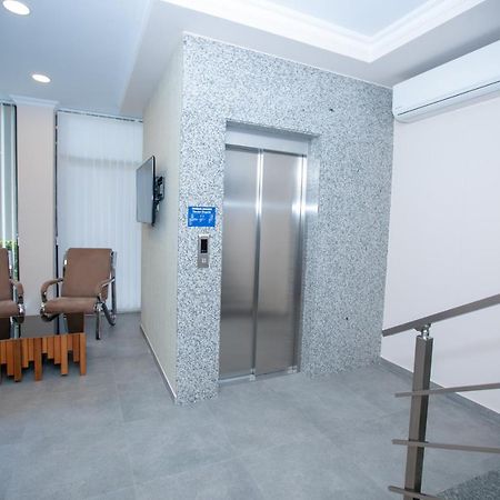 Royal Venezia Hotel Batumi Kültér fotó