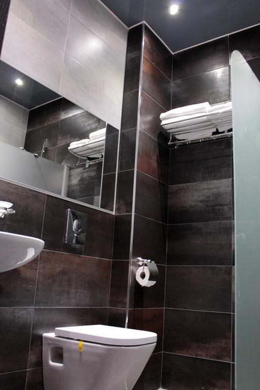 Royal Venezia Hotel Batumi Szoba fotó